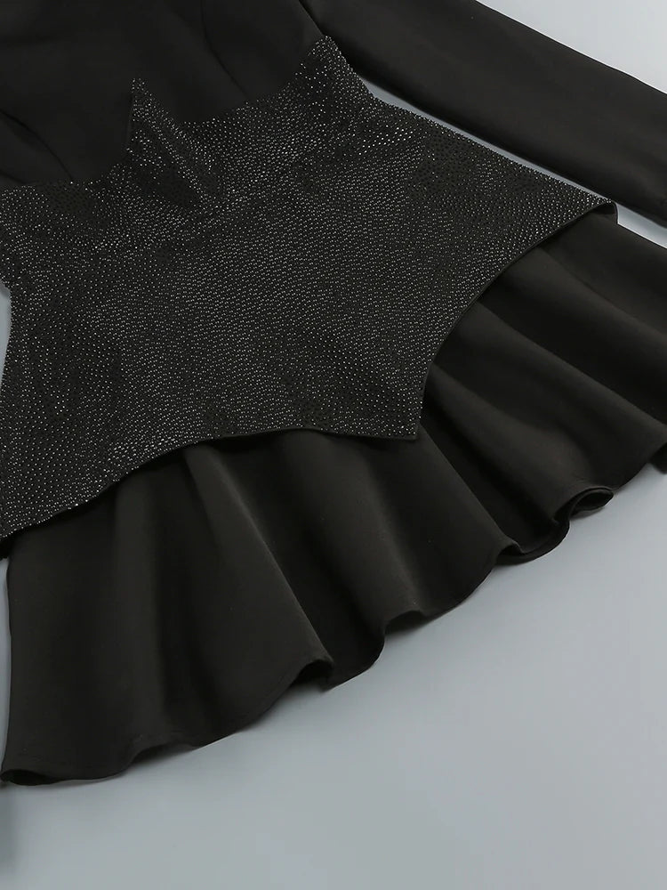 Noir Stella – Schwarzes Damen Kleid mit Diamant- & Kristall-Details