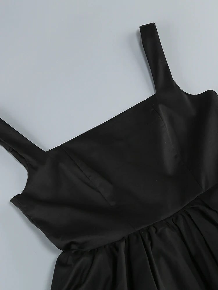 Lucia – Cocktailkleid Schwarz mit Weißem Blütenrock