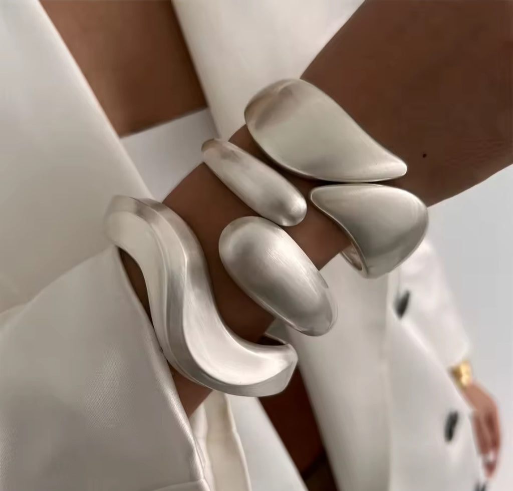 Lunea Sculptura - Exquisite Armreif Kollektion