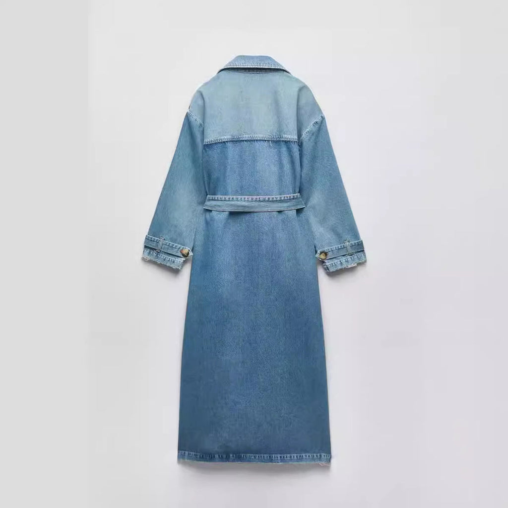 Langer Jeans-Trenchcoat Damen – Stylischer Denim Mantel mit Gürtel und Knöpfen