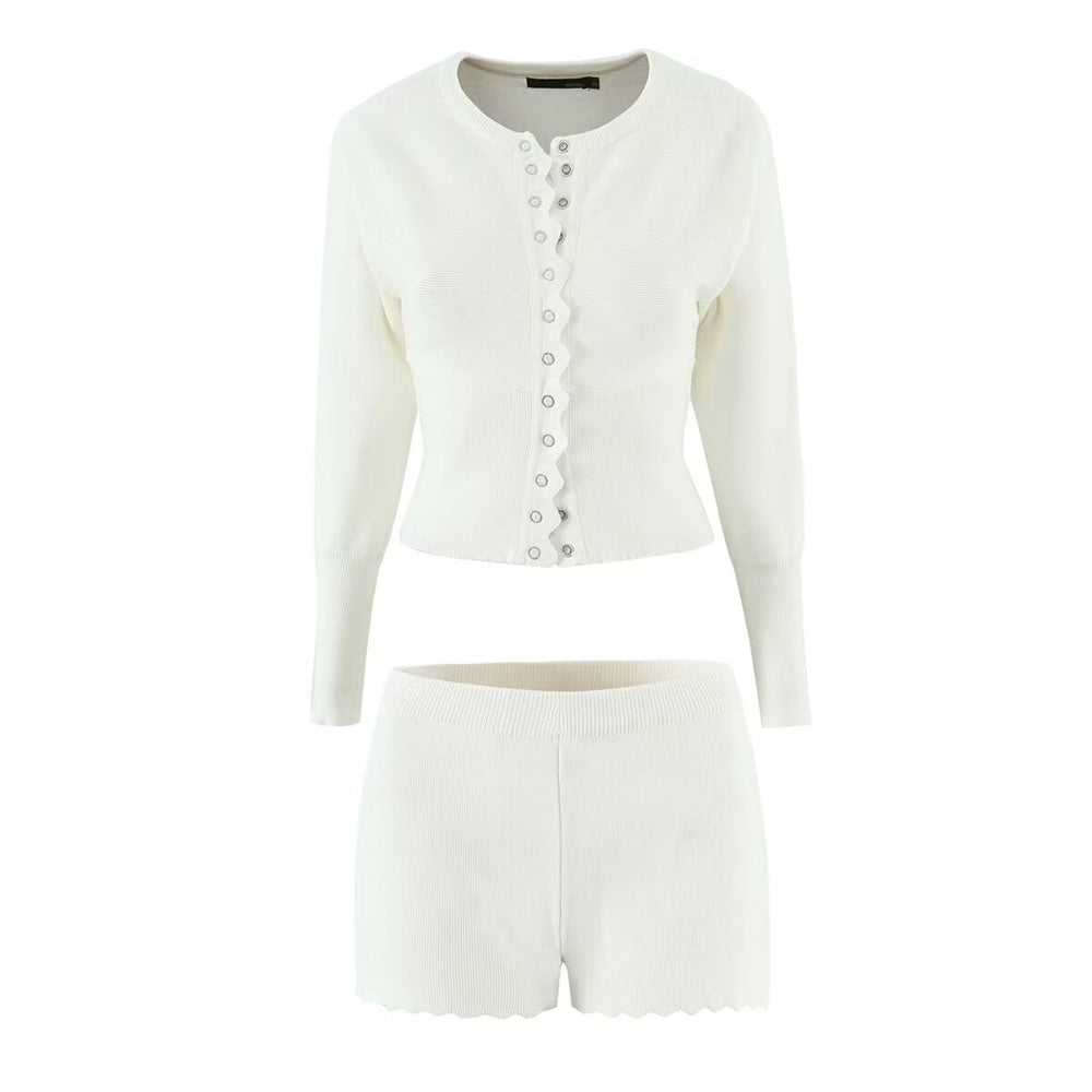 Zweiteiliges Strickset Damen – Cardigan & Shorts im Wellensaum-Design